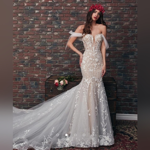 Calla Blanche Wedding Gown Teresa street size 4/6 Sorry Sold Xoxo - Picture 1 of 8